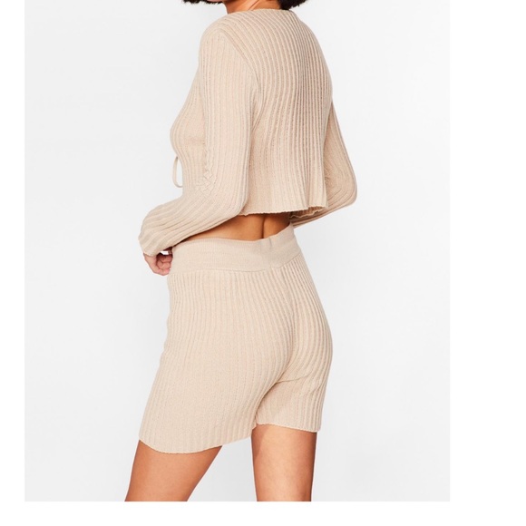 Tie knit cardigan and shorts set - Picture 4 of 5